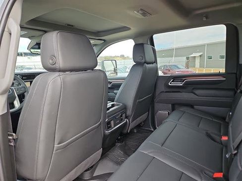 New 2025 GMC Sierra 2500 Denali w/ Denali Reserve Package image 7