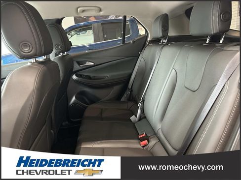 Used 2024 Buick Encore GX Sport Touring FWD image 12