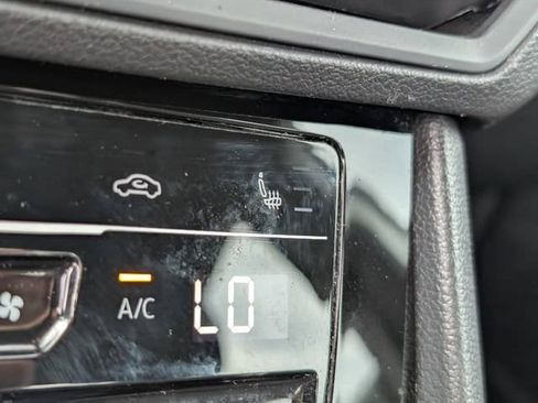 Used 2025 Volkswagen Jetta Sport FWD image 16