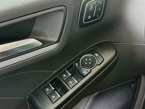 New 2025 Ford Escape PHEV FWD w/ PHEV Premium Package image 19