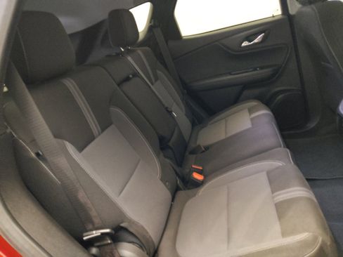 Used 2024 Chevrolet Blazer LT w/ Driver Confidence Package FWD image 19