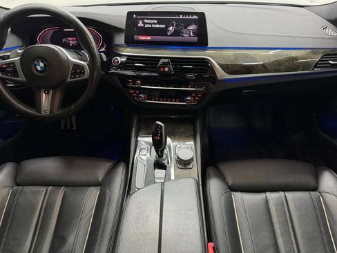 Used 2020 BMW M550i xDrive AWD/4WD image 2