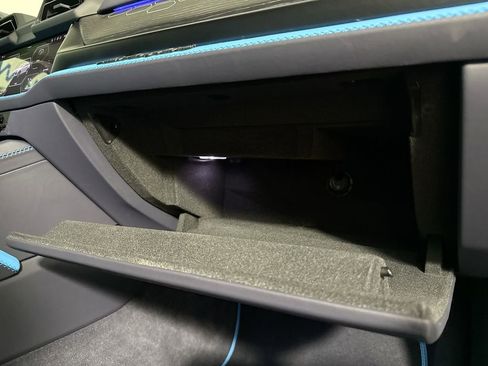 Used 2025 Lamborghini Urus SE image 87