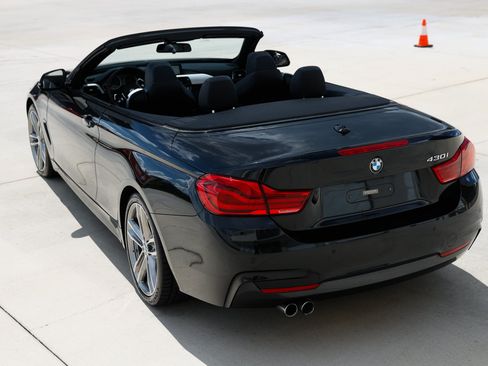 Used 2018 BMW 430i Convertible RWD image 9