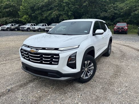 New 2026 Chevrolet Equinox LT FWD image 11