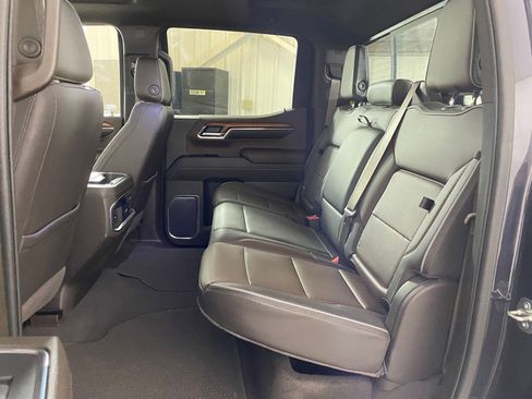 Used 2023 GMC Sierra 1500 Denali w/ Technology Package image 13