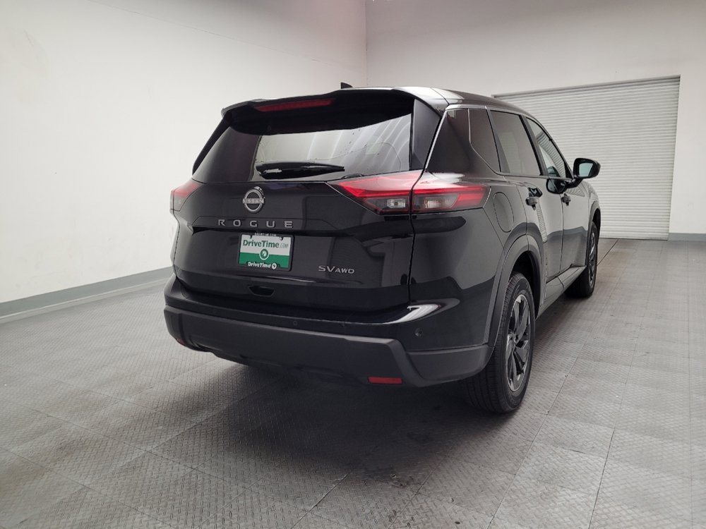 Used 2024 Nissan Rogue SV AWD/4WD image 7