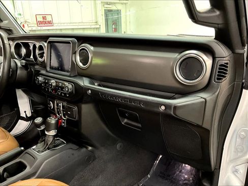 Used 2021 Jeep Wrangler Unlimited Rubicon image 18