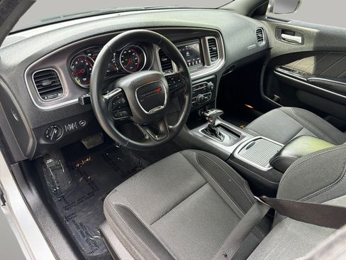 Used 2021 Dodge Charger SXT RWD image 14
