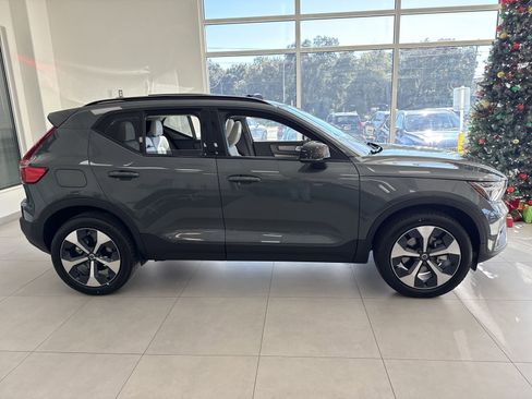 New 2026 Volvo XC40 B5 Plus w/ Protection Package Premier image 5