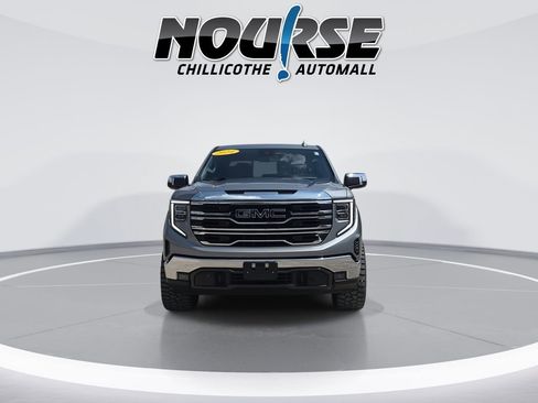 Used 2024 GMC Sierra 1500 SLT w/ SLT Convenience Package AWD/4WD image 3