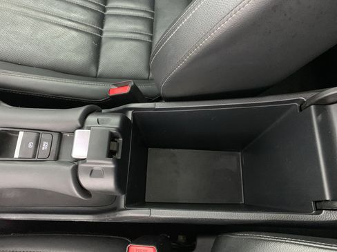 Used 2023 Honda HR-V EX-L image 29
