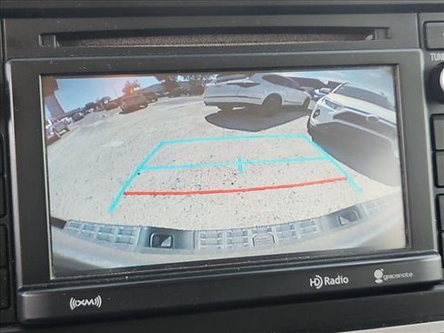 Used 2018 Toyota Tacoma SR5 RWD image 15