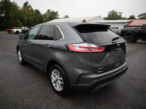 Used 2024 Ford Edge SEL image 5