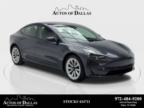 Used 2023 Tesla Model 3 Standard Range RWD image 1