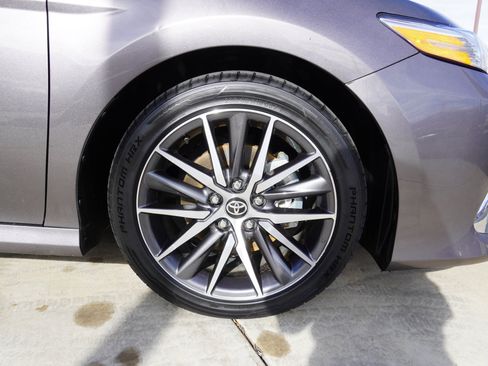 Used 2024 Toyota Camry XLE image 10