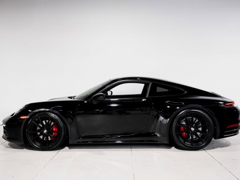 Used 2020 Porsche 911 Carrera S image 7