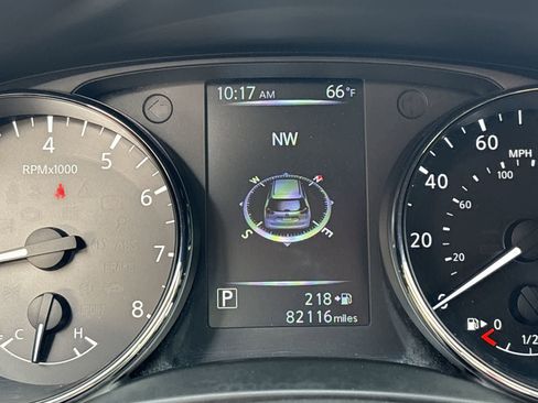 Used 2017 Nissan Rogue SL w/ SL Premium Package image 25