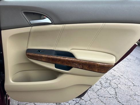 Used 2010 Honda Accord EX-L image 15