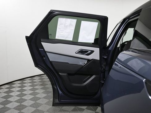 Used 2024 Land Rover Range Rover Velar S image 30