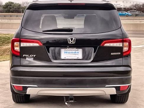 Certified 2019 Honda Pilot Touring image 6