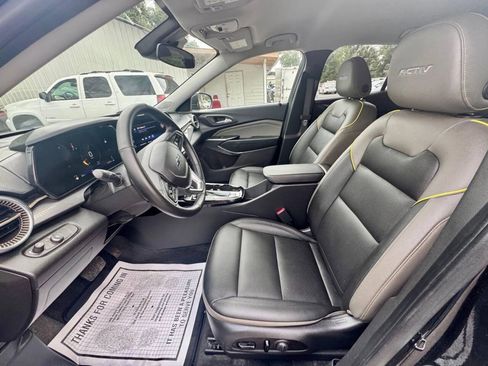 Used 2025 Chevrolet Trax ACTIV w/ Driver Confidence Package image 14