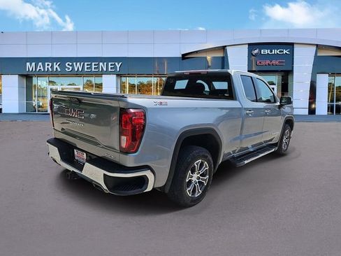 Used 2023 GMC Sierra 1500 SLE AWD/4WD image 30
