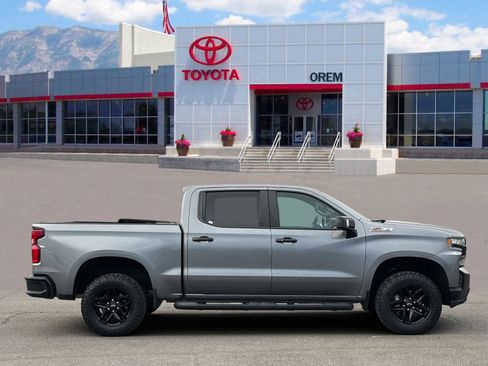 Used 2022 Chevrolet Silverado 1500 LT Trail Boss w/ Convenience Package II image 6