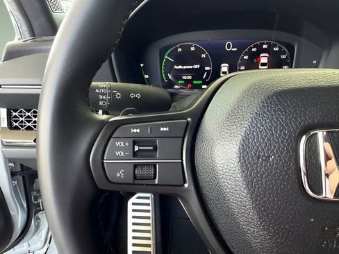 Used 2025 Honda Accord Sport image 18