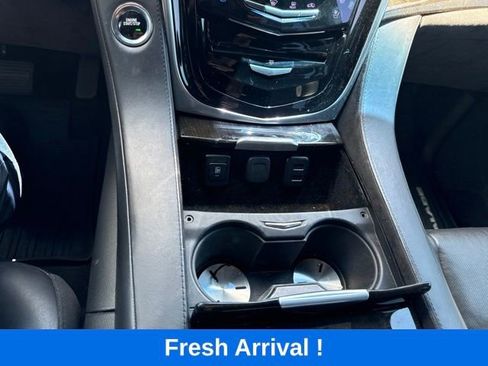 Used 2020 Cadillac Escalade ESV Platinum AWD/4WD image 7