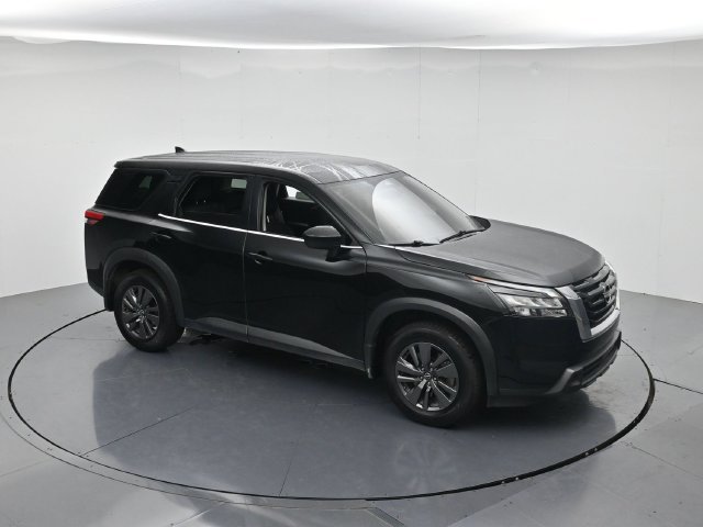 Used 2024 Nissan Pathfinder S FWD image 40