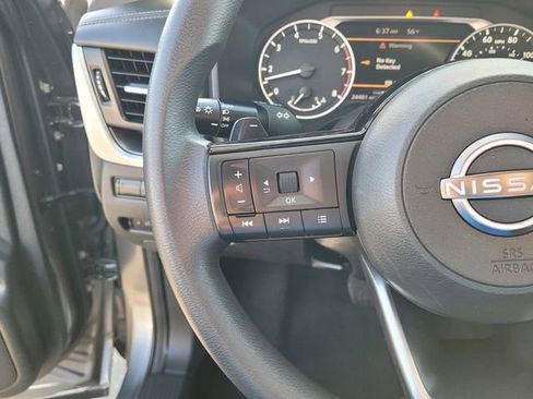 Used 2023 Nissan Rogue SV FWD image 20