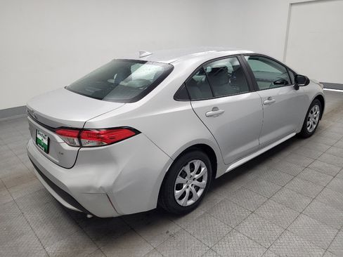 Used 2021 Toyota Corolla LE FWD image 9