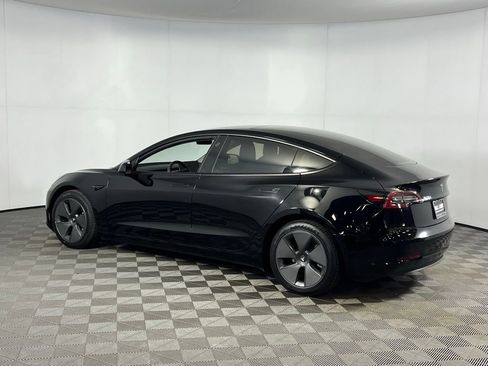 Used 2023 Tesla Model 3 Standard Range RWD image 5
