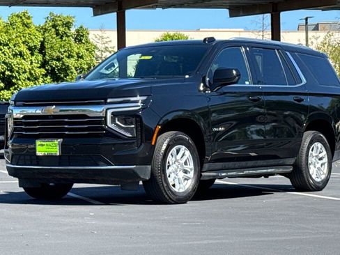 Used 2025 Chevrolet Tahoe LT image 16