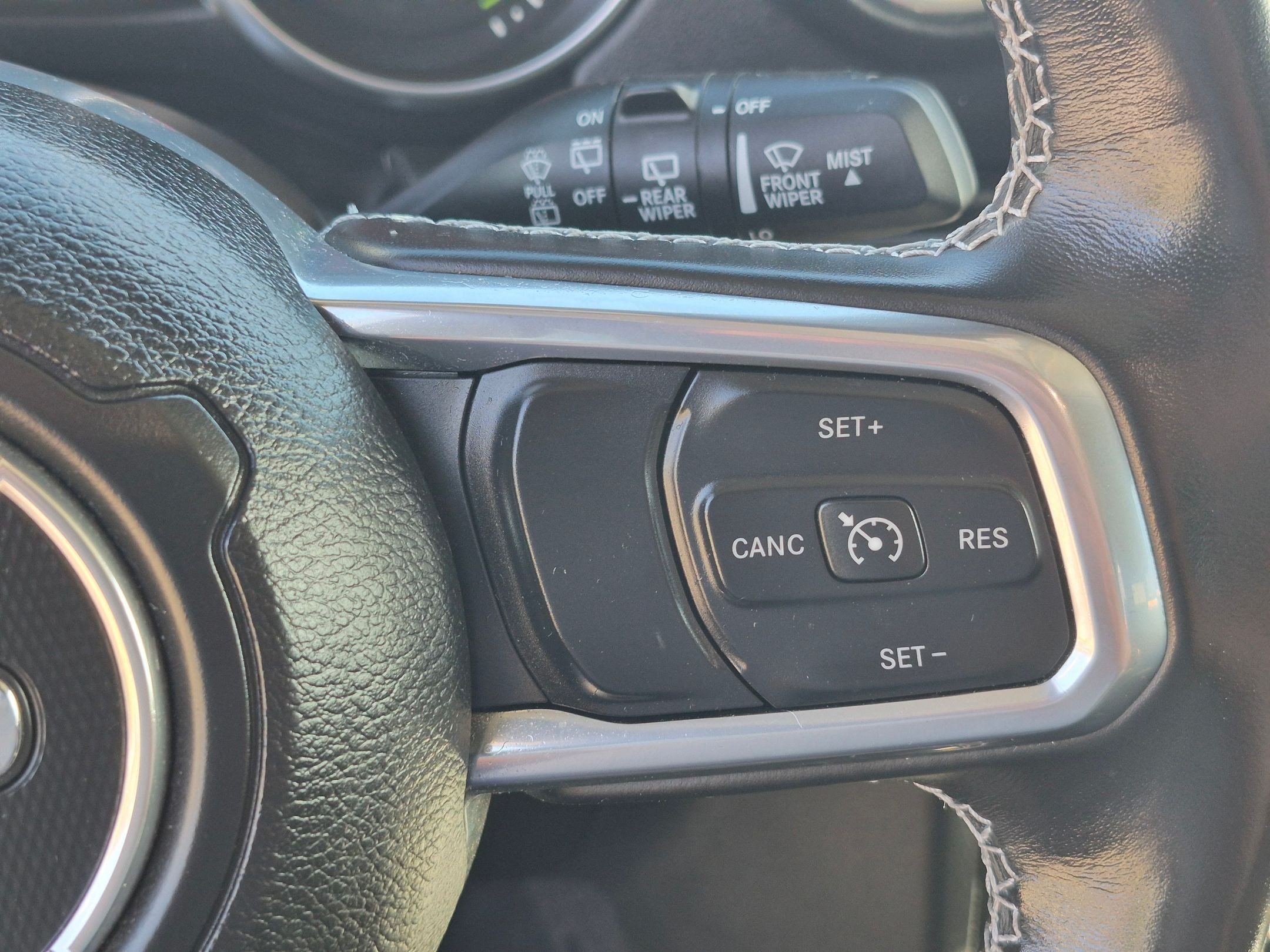 Used 2023 Jeep Wrangler Unlimited Sahara w/ Cold Weather Group AWD/4WD image 19
