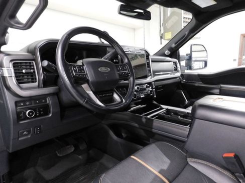 Used 2024 Ford F350 Platinum AWD/4WD image 33