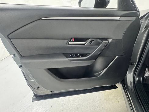 Used 2025 MAZDA CX-50 AWD 2.5 S w/ Preferred Package image 19