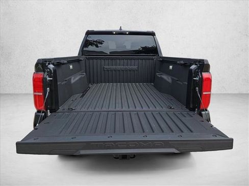 Used 2025 Toyota Tacoma SR5 AWD/4WD image 6