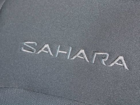 Used 2022 Jeep Wrangler Unlimited Sahara AWD/4WD image 42