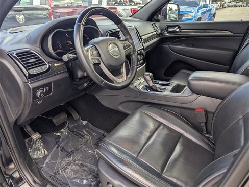 Used 2020 Jeep Grand Cherokee Overland image 24