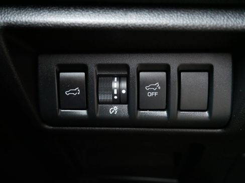Used 2023 Subaru Outback Premium AWD/4WD image 26