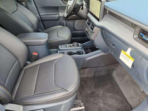 New 2025 Ford Maverick Lobo image 10