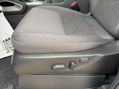 New 2026 Nissan Frontier SV image 11