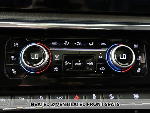 Used 2024 GMC Sierra 1500 Denali w/ Denali Reserve Package AWD/4WD image 10