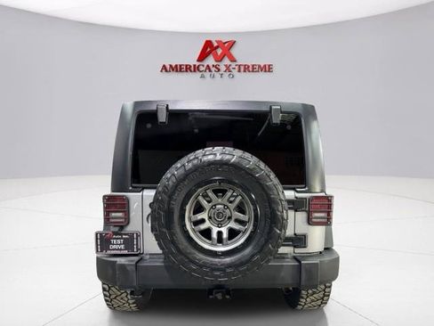 Used 2017 Jeep Wrangler Unlimited Sport w/ Quick Order Package 24S AWD/4WD image 5