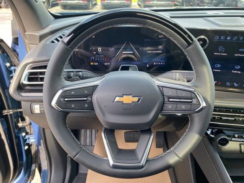New 2026 Chevrolet Traverse High Country w/ LPO, Floor Liner Package AWD/4WD image 16