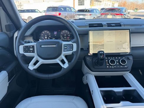 New 2026 Land Rover Defender 110 X-Dynamic SE AWD/4WD image 13