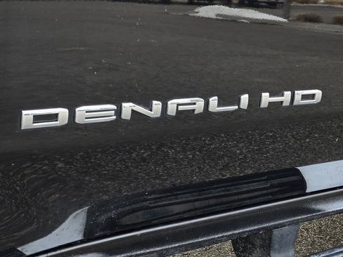 Used 2022 GMC Sierra 2500 Denali w/ Denali Ultimate Package image 14