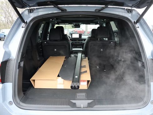 New 2026 Honda Pilot Black Edition image 10